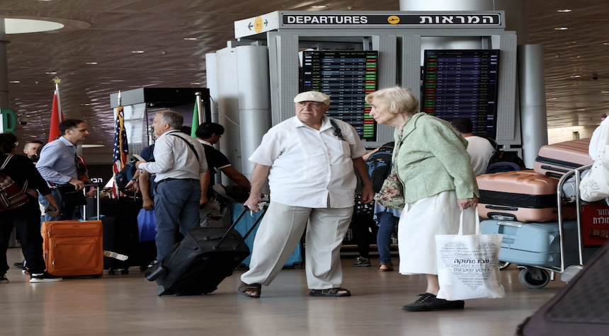 Just Issued: State Department Sends Urgent Travel Warning to All U.S. Citizens