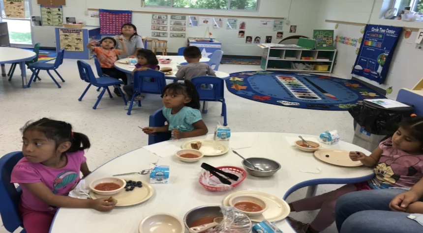 White House Blocks Undocumented Families From Head Start, Critics Sound Off