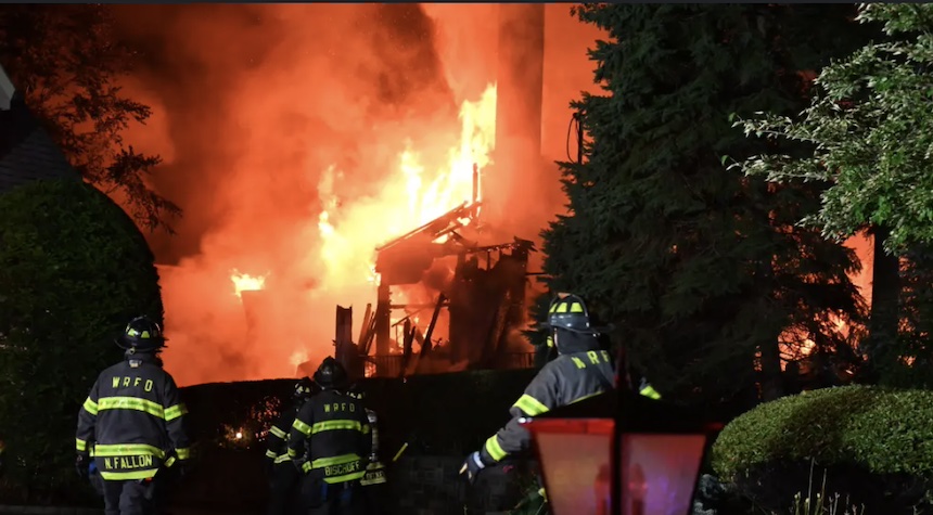 Rabbi and Family Flee for Their Lives as Fire Engulfs New Jersey Synagogue