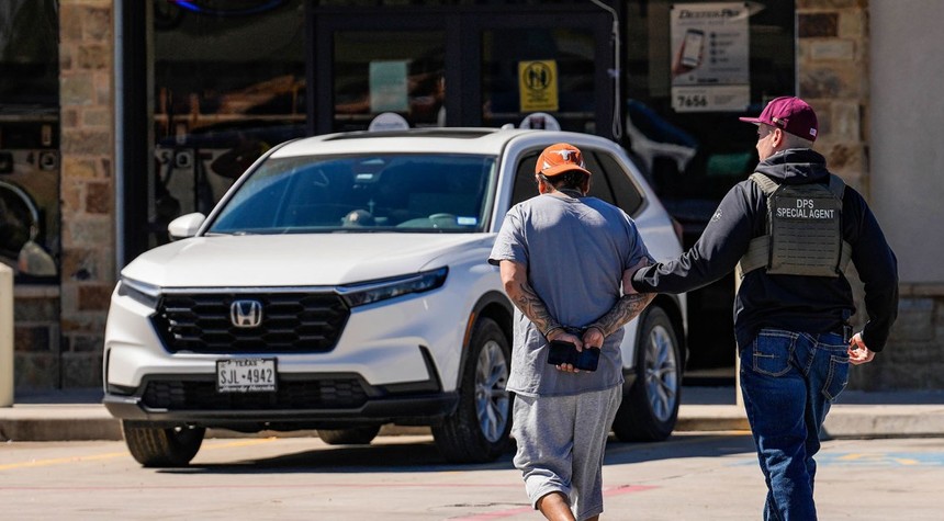 Texas Cities Split on ICE Cooperation as Trump Administration Pressures Local Law Enforcement