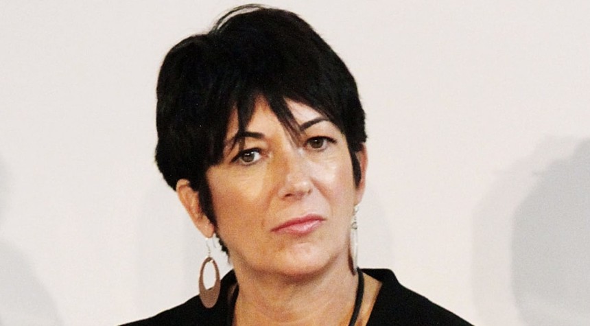 Ghislaine Maxwell Seeks Commutation While Allegedly Receiving Special Prison Treatment