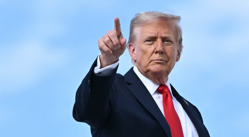 Trump Cuts Off Cuba From All Oil and Financial Support