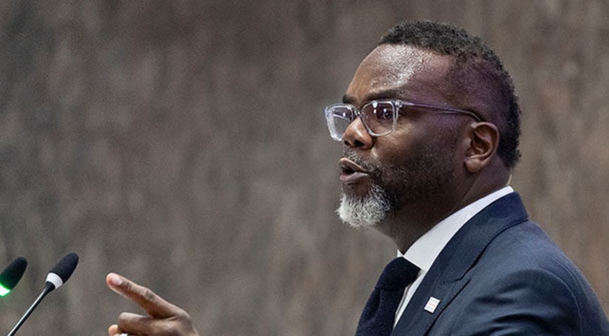 Brandon Johnson Wants to Arrest ICE Agents While His City Bleeds Out