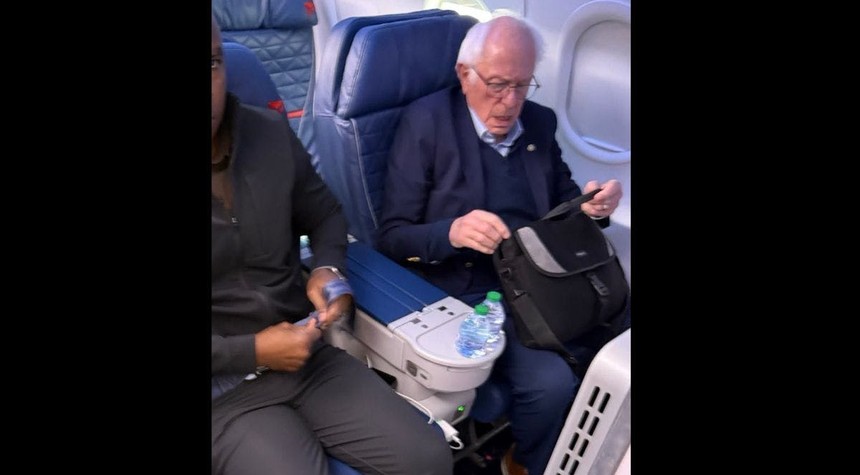 Sanders Abandons Shutdown Fight for Two Week Vacation in Premium Seating