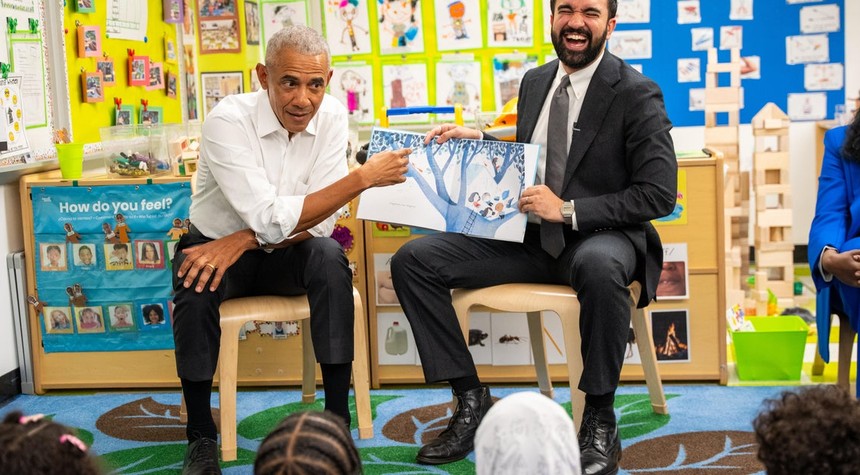 Obama Plays Mentor to NYC's Socialist Mayor While Trump Watches From the Sidelines