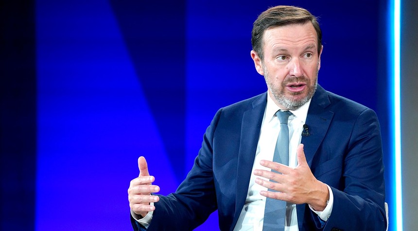 Chris Murphy's Iran Tweet Reveals Everything Wrong With Democratic Foreign Policy