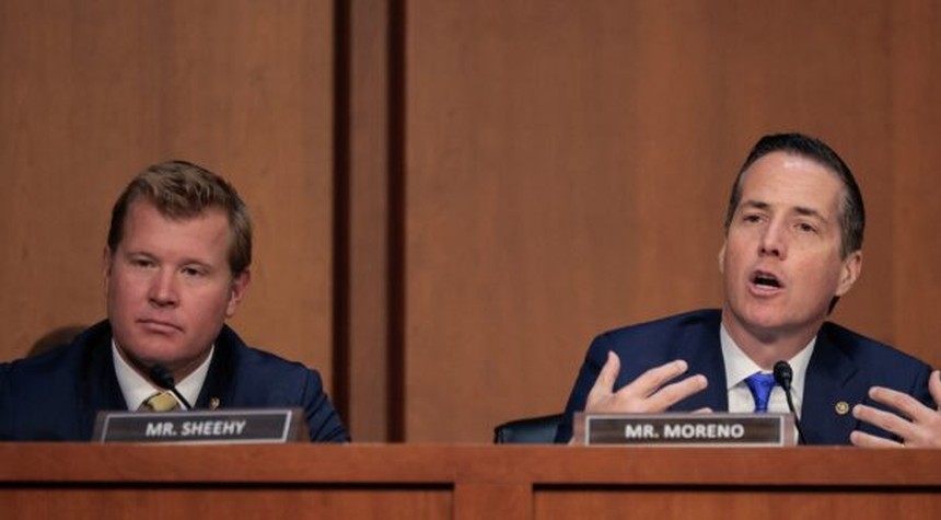 Two GOP Senators Just Sounded the Alarm on a Spanish Bank Buying American Assets