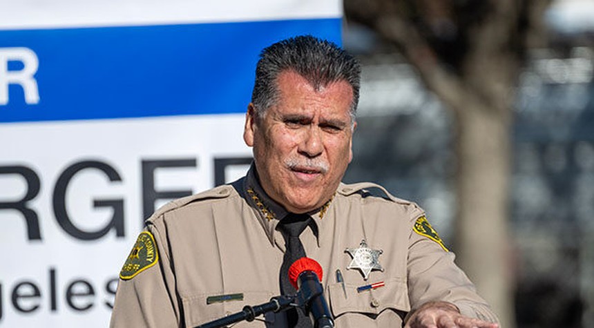 South American Burglary Rings Are Using Spy Cameras to Hunt California Families