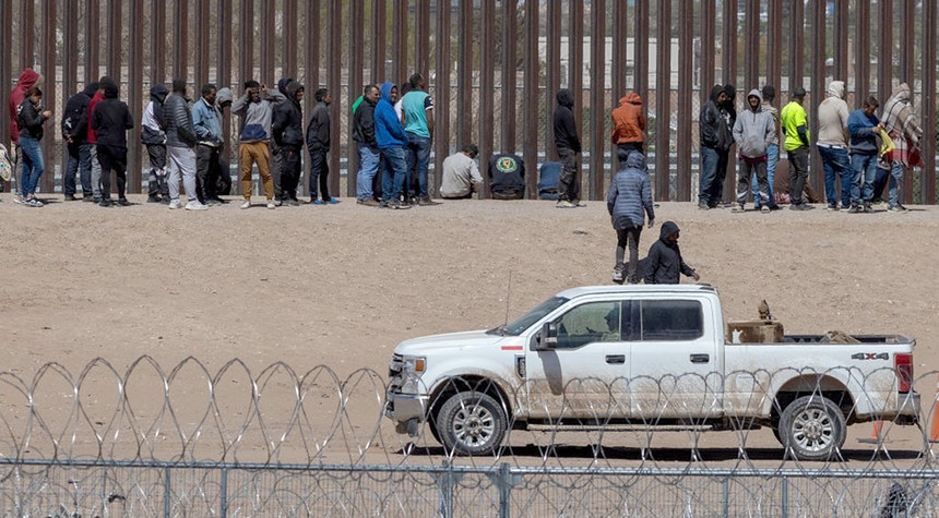 Texas GOP Pushes Resolution Affirming State Power to Stop Border Invasion