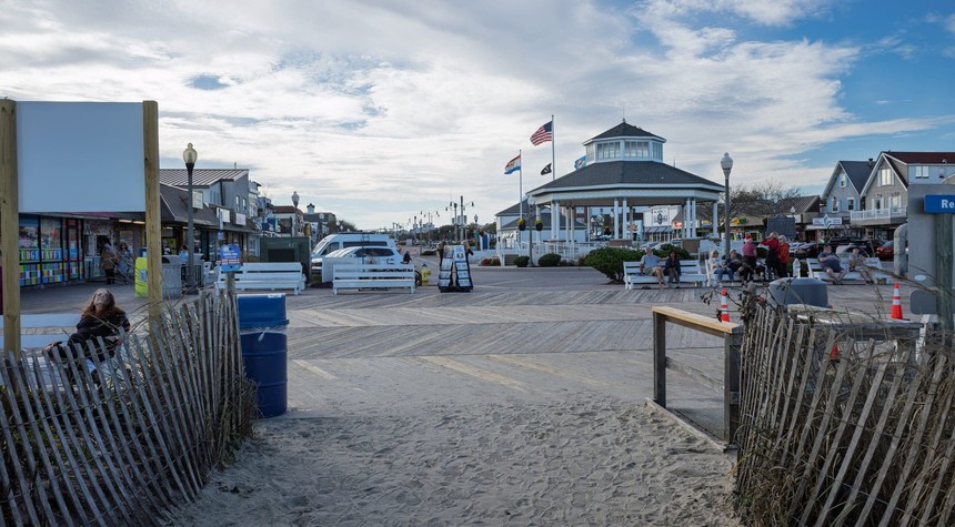 Four College Students Walk Free After Prosecutors Admit No Evidence for Beach Takeover Charges