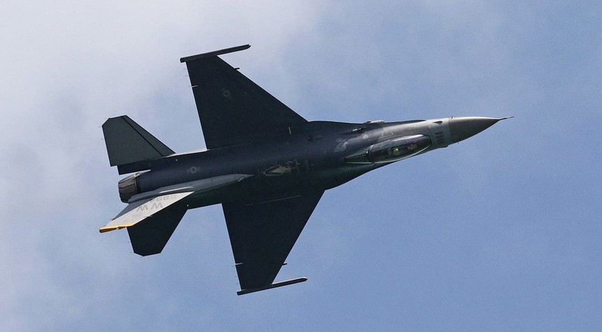 F-16 Deploys Flares Over Camp David as Pilot Breaches Restricted Zone