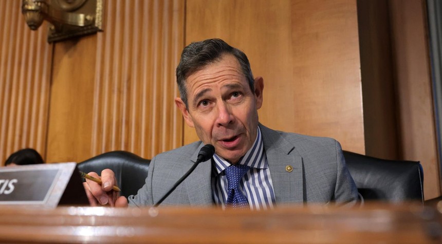 Finally a GOP Senator With the Spine to Investigate Trump Jr Alongside Hunter Biden