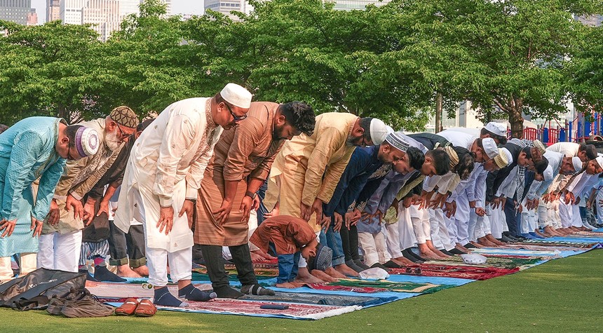 California Grants Muslim Holidays Special Status While Jewish Observances Wait Their Turn
